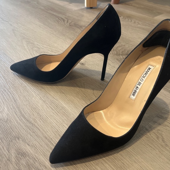 Manolo Blahnik like new! - Picture 2 of 4